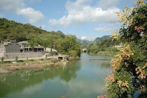 泡温泉养生相遇廻龙溪与温暖撞个满怀吧