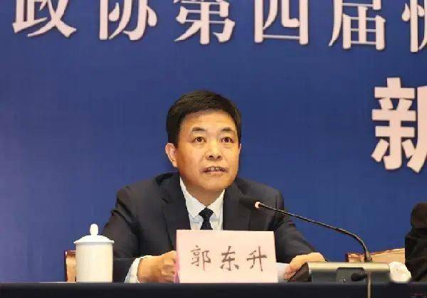 中共忻州市委宣传部忻州市人民政府新闻办公室举行市四届人大七次会议