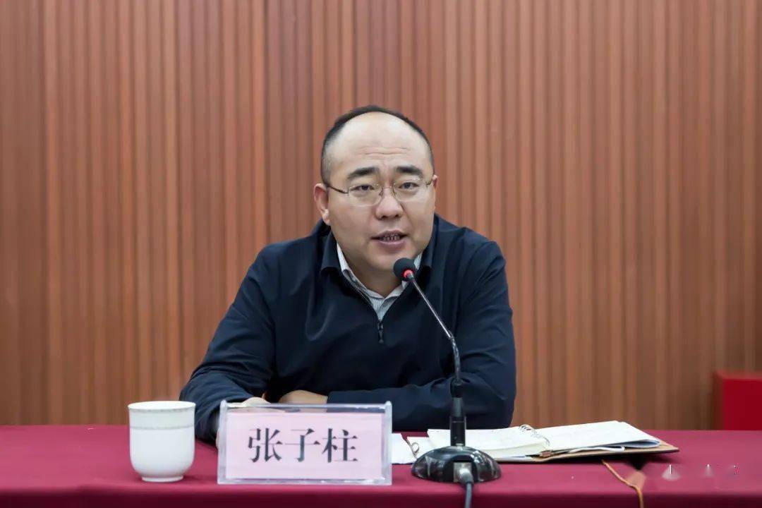 县委副书记,大王镇党委书记,大王经济开发区党工委书记张子柱出席会议