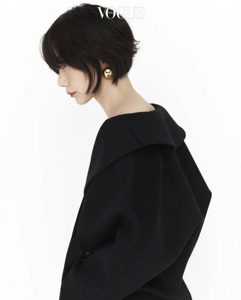 短发裴斗娜,谁人不爱她丨赏色