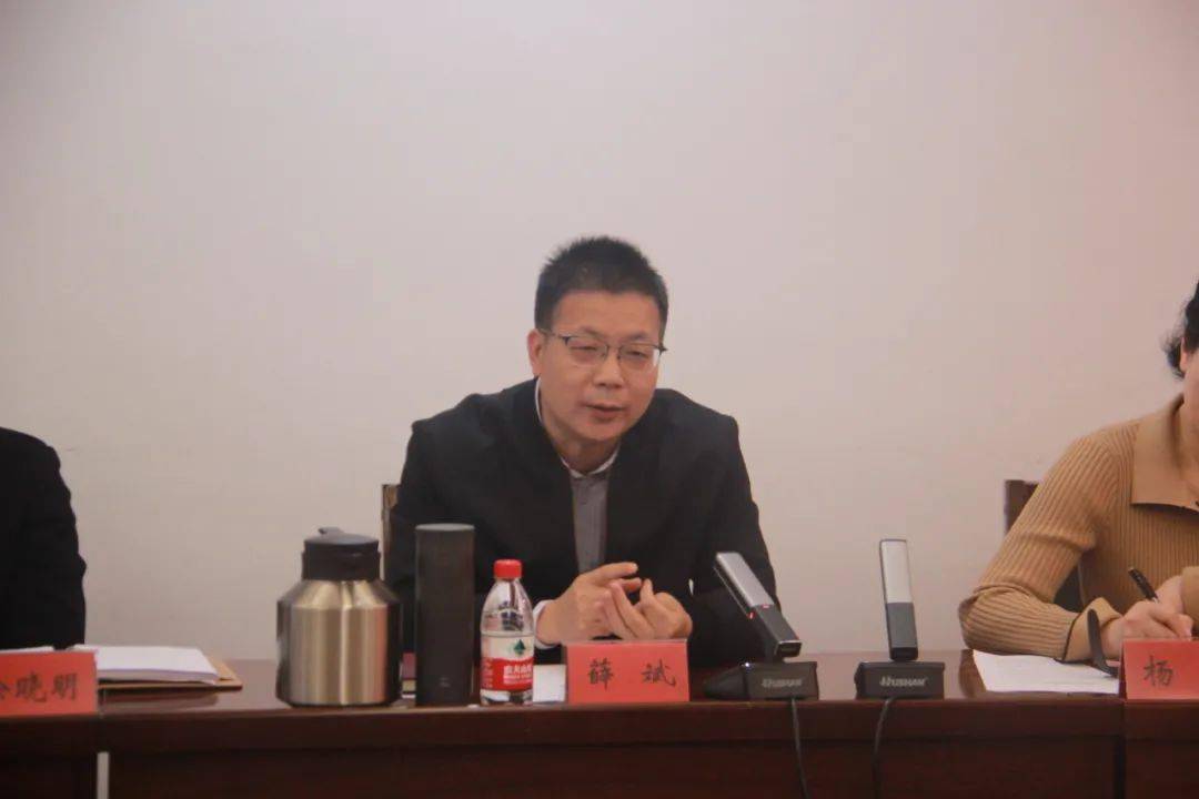 市卫健委党组书记,主任刘春文带领相关委领导班子成员及科室负责同志