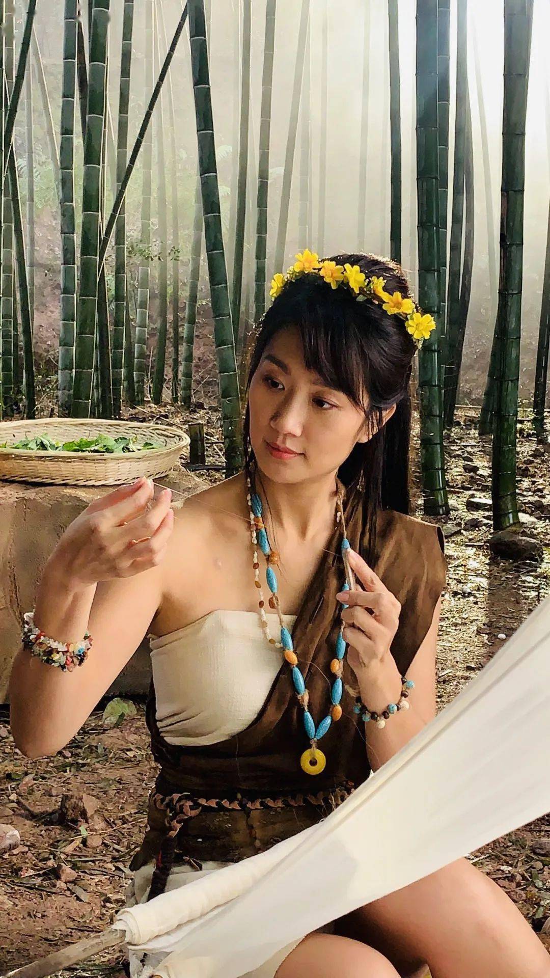 让这部献礼片来告诉你!_李哲