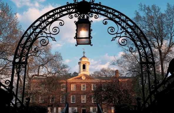 皇桥喜报恭喜罗同学获得罗格斯大学newbrunswick主校区的录取通知