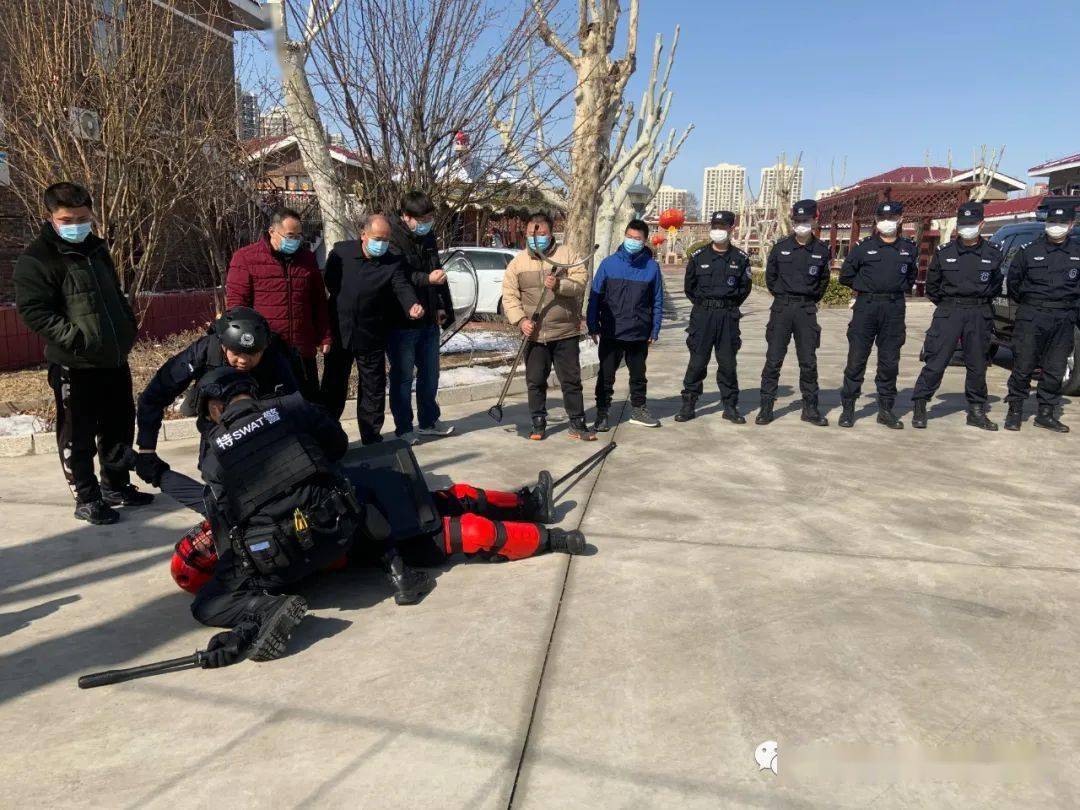 天津市特警三支队走进天津sos儿童村开展反恐演练