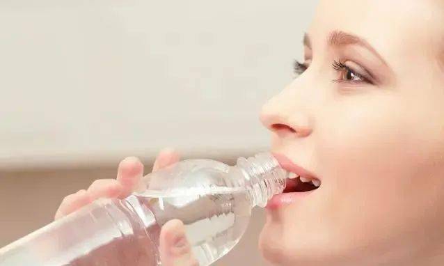 怎么自己测试尿酸 a3324e476ea94285833b8de07fd59250.jpeg