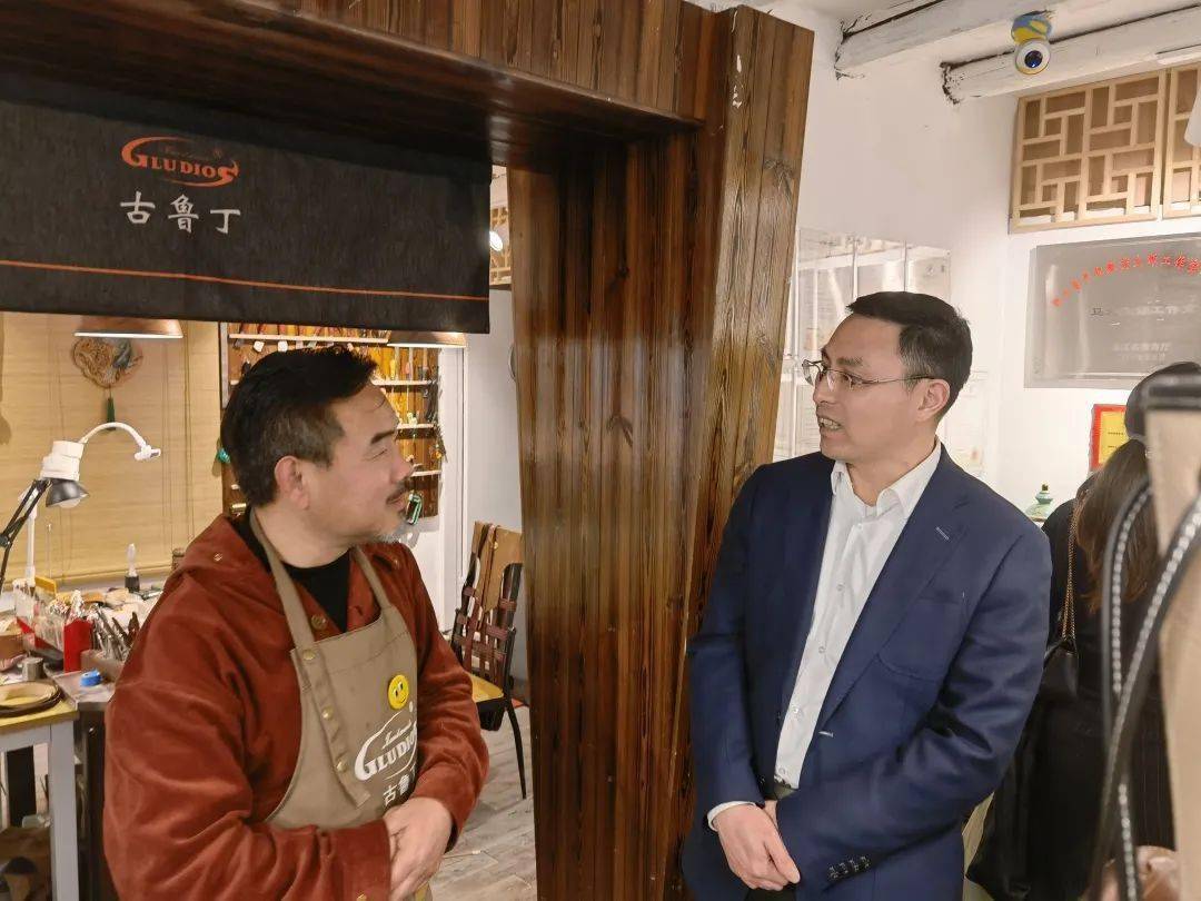 区领导走访山根音乐艺术小村调研文旅融合建设中的统战力量 潘晓勇