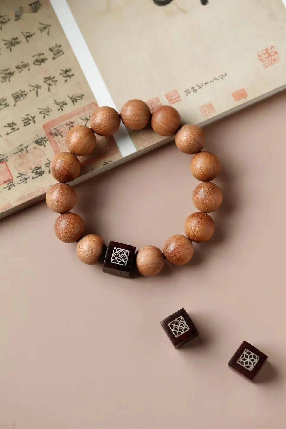 同款老山檀香 5e9fff9b807c43d9b5faee735c45401b.jpeg