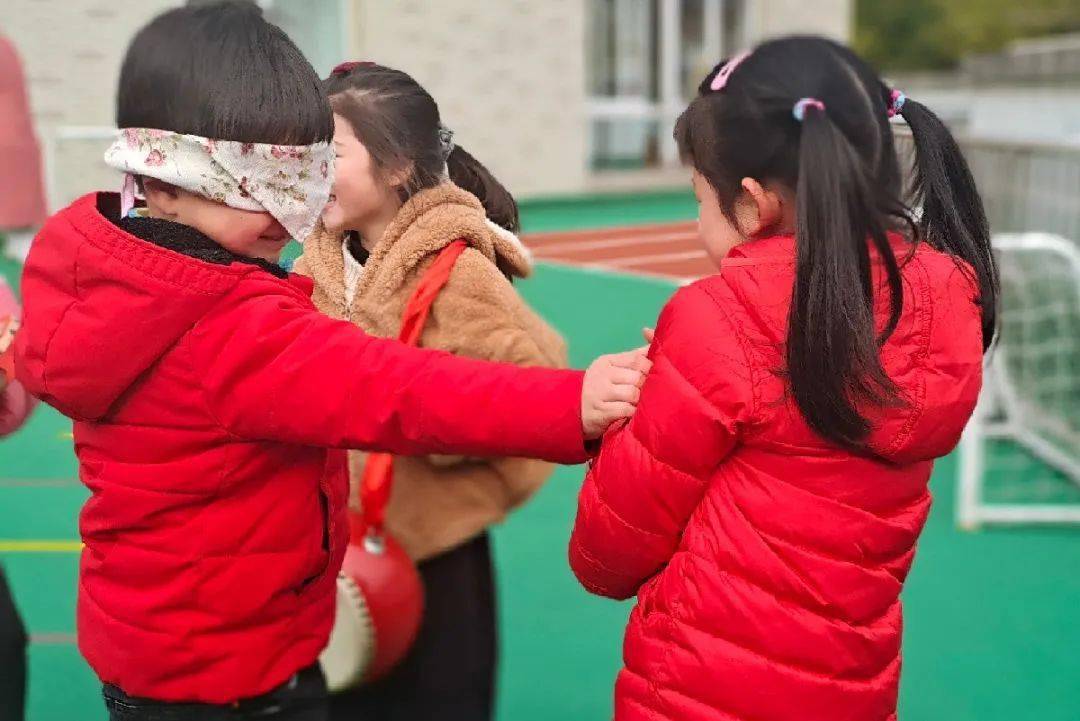 绿安全爱耳护耳聆听美好东湖苑幼儿园爱耳日主题活动