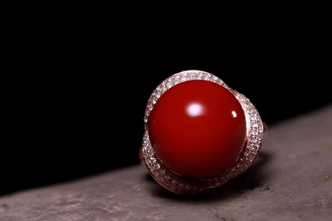 锦红!就是南红界无法超越的顶级美色?_颜色