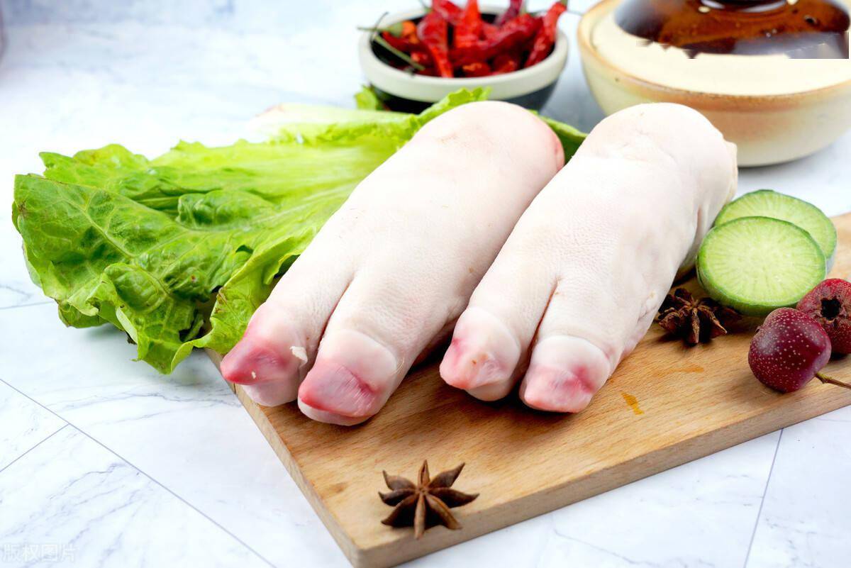 买猪蹄时不是越大越好认准这3种买到的都是新鲜好猪蹄