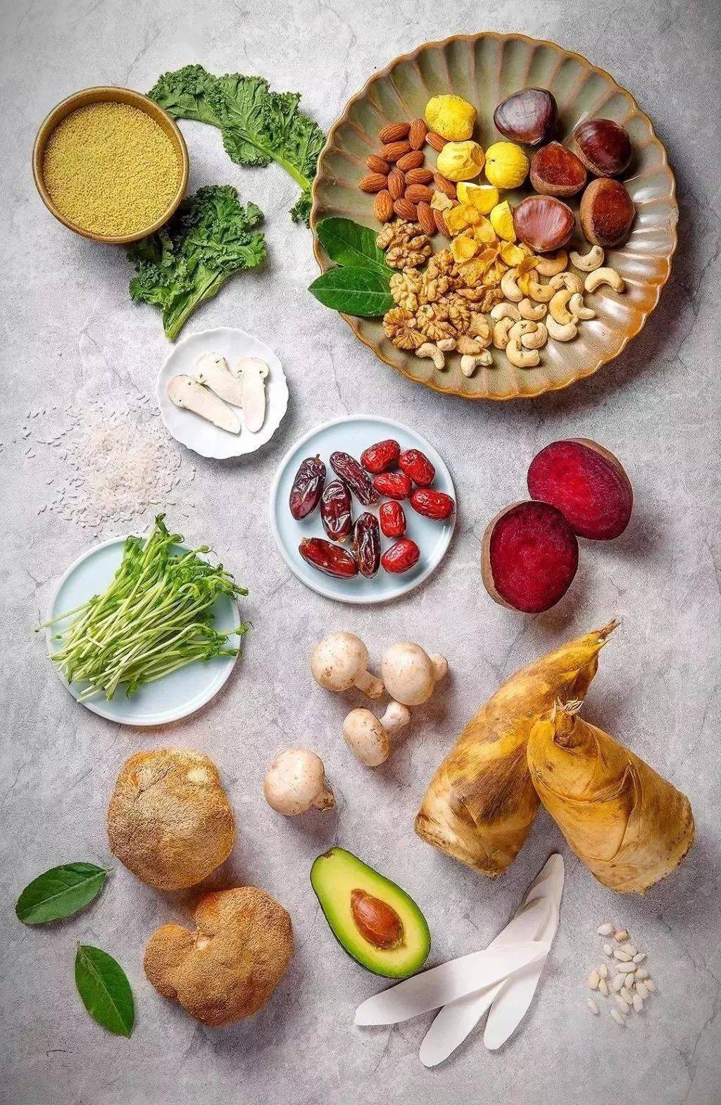 食物进食过量对身体有什么影响 c4452b5edf0e4732b18b6af18994919b.jpeg