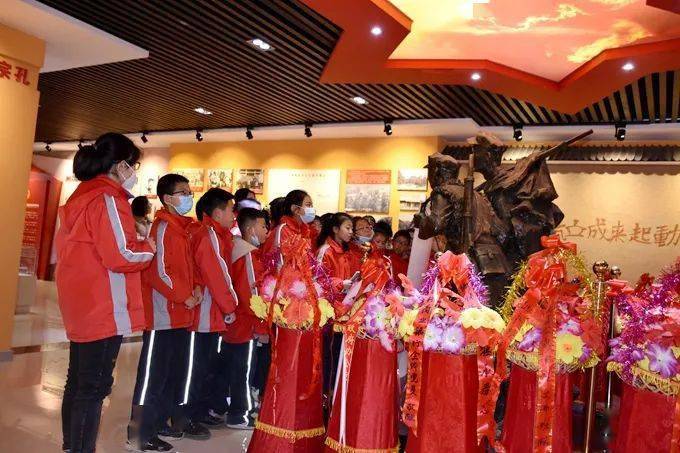 馆校共育爱国情 ——礼县龙池湾战役纪念馆与实验小