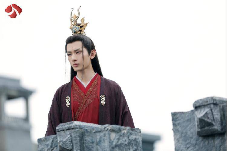 神话剧《琉璃》热播，知道“禹司凤”身上哪点最打动主演么？成毅说了两个