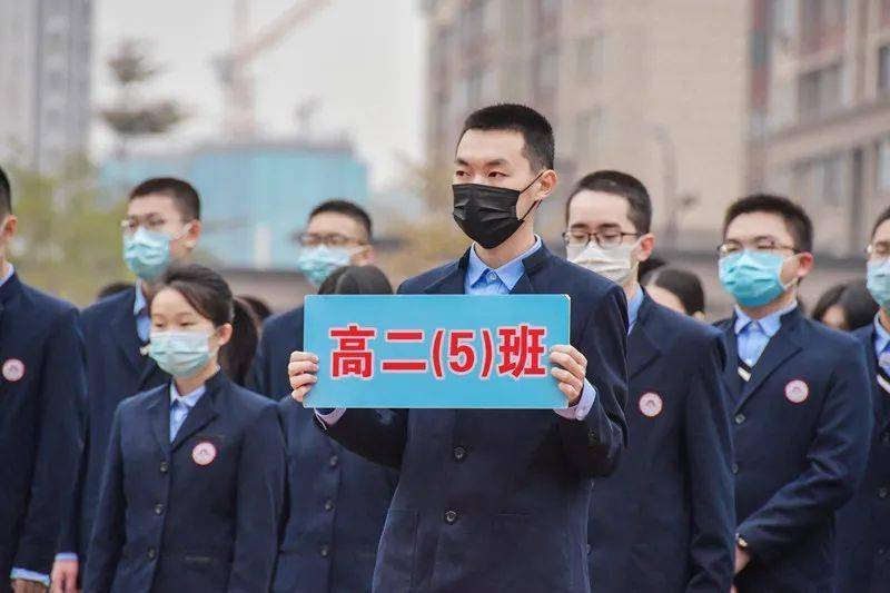 铭记雷锋精神,弘扬时代新风——厦门一中海沧校区"学雷锋活动月"启动