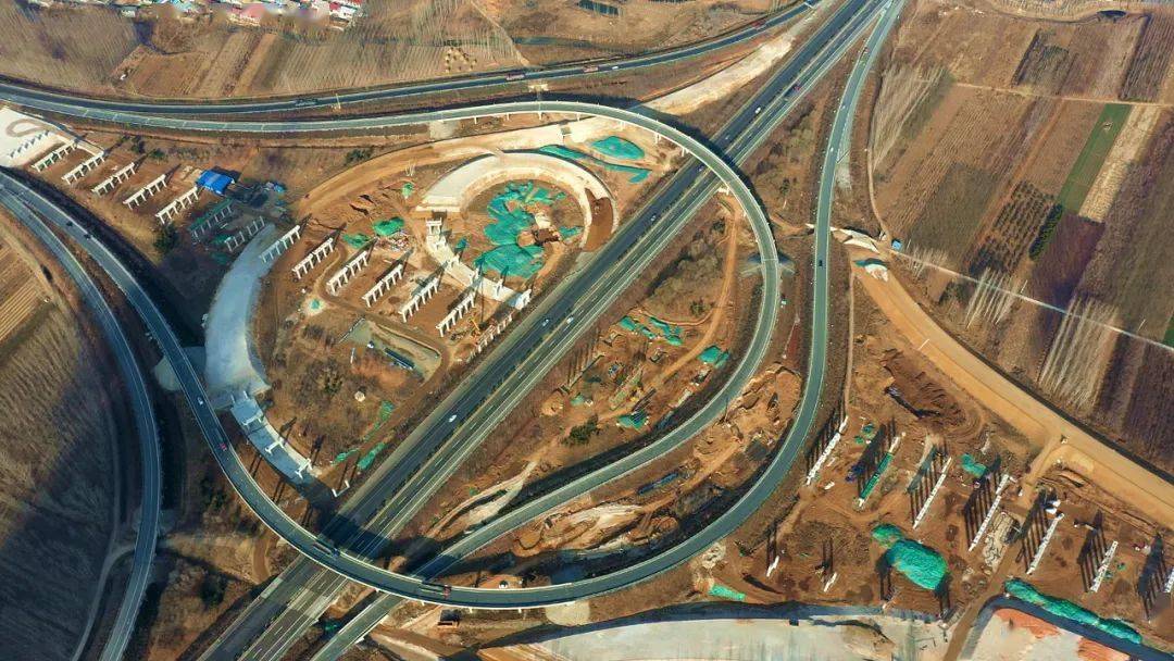 1公里建设周期三年京秦高速公路遵秦段在遵化市境内路线起