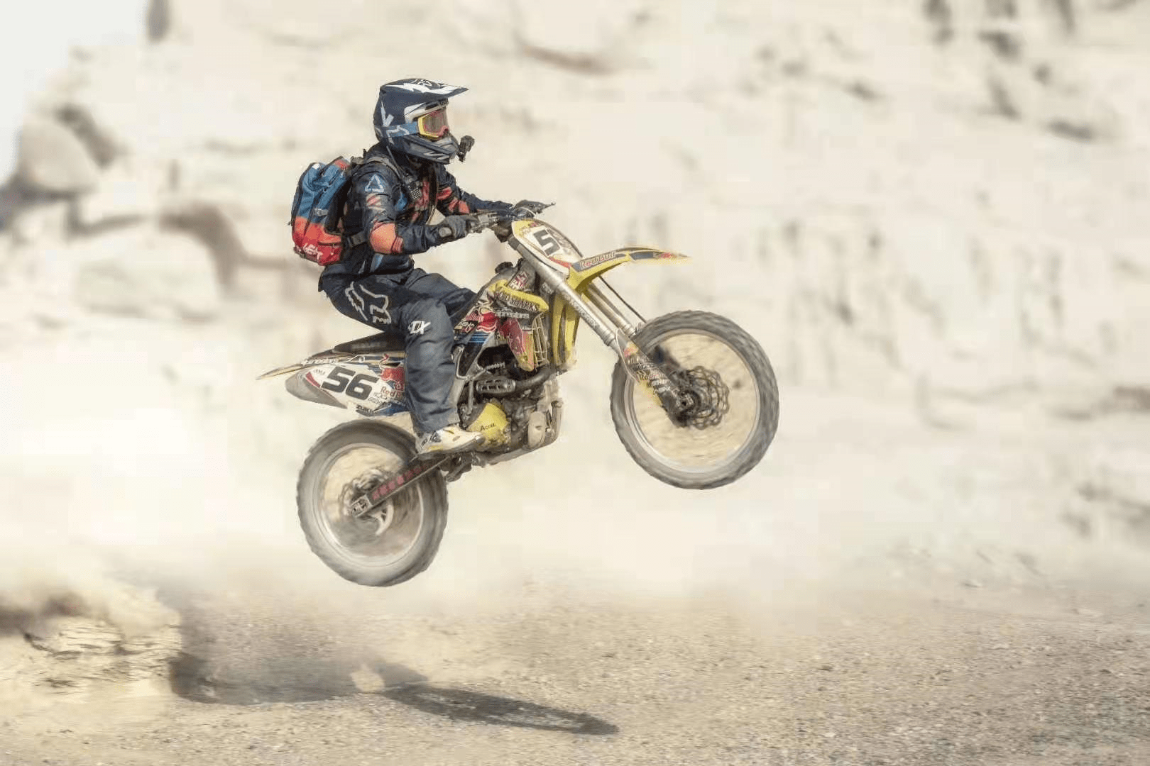 一本正经的来讨论摩托车穿越无人区的可能性