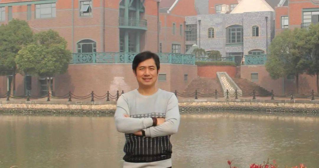 师说朱小华老师海纳百川至善至新