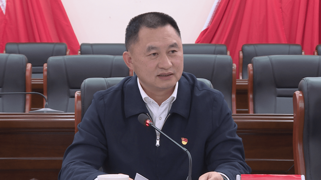 漳平市委书记马勇出席会议并讲话,市委副书记,市长胡滨主持会议.