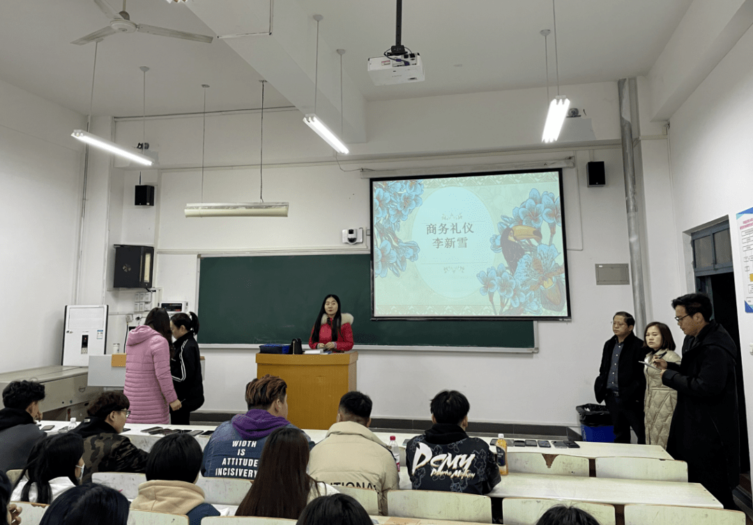 课程安排合理内容丰富 18c43e2383ac451e8db742067ecdb3aa.png