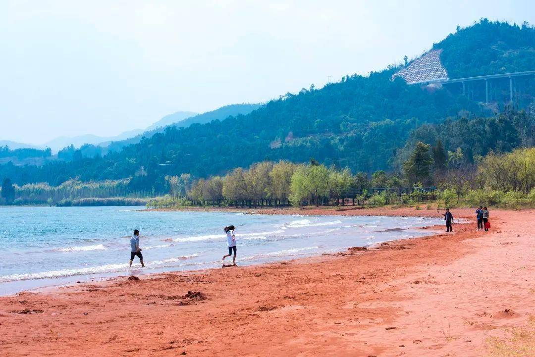 澄江红山咀风景区图片