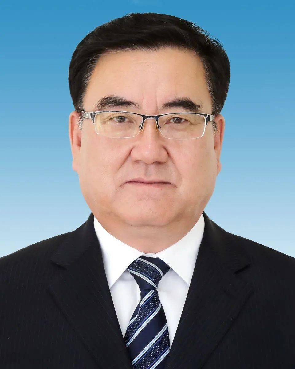 李理当选鄂尔多斯市市长张占林当选鄂尔多斯市人大常委会主任