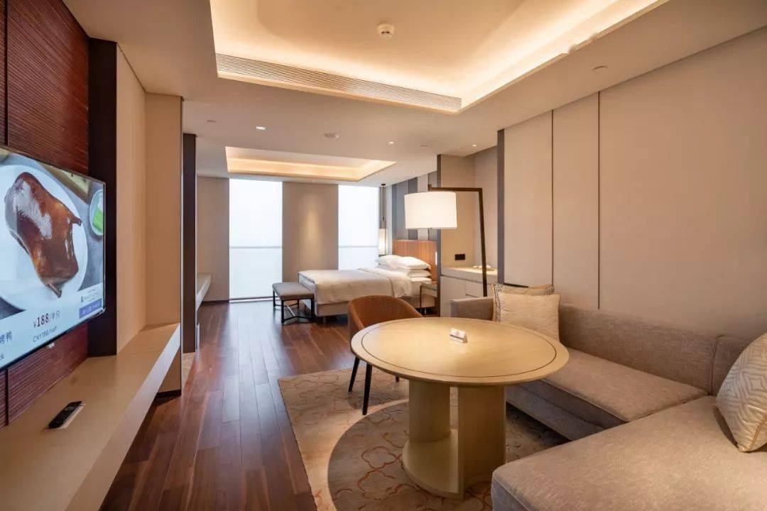 租吸氧机怎么收费¥699起睡云端凯悦酒店，打卡上海最美图书馆&网红剧院！_https://www.jmylbn.com_新闻资讯_第42张