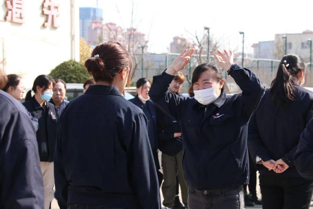 完美配合愿你芳华自在愿你笑靥如花光威复材祝全国女性朋友节日快乐!