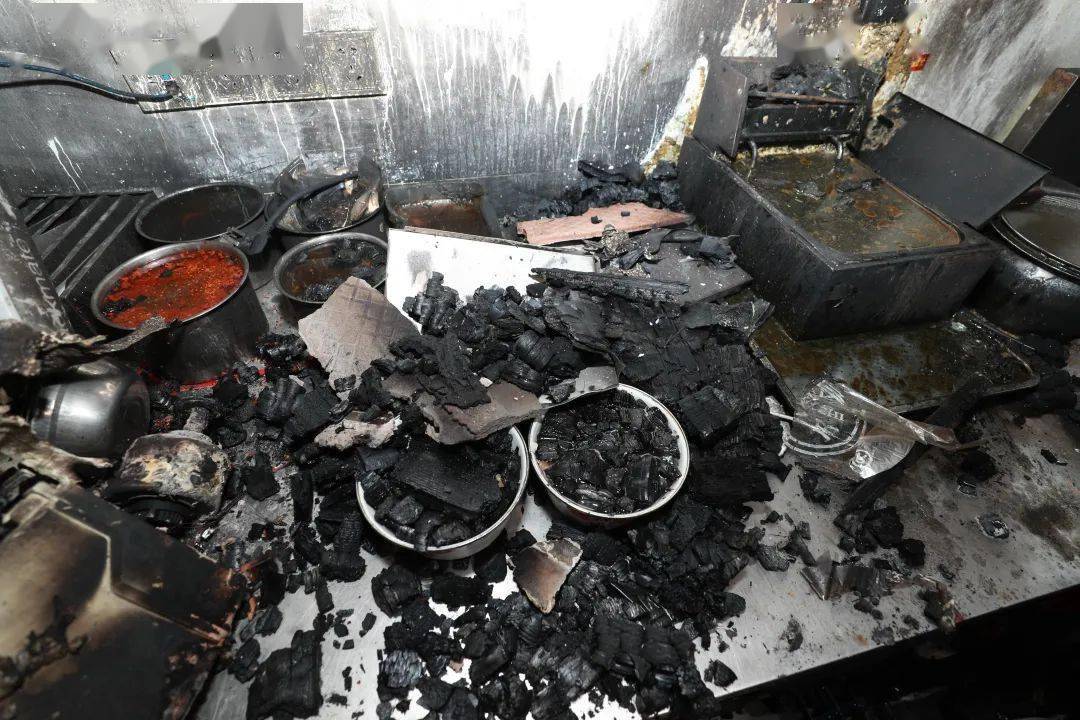 安全事故案例警示教育视频火灾 5b0e37f800954400970debf0f90a1af0.jpeg