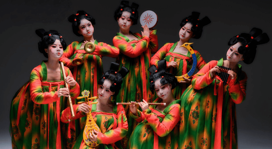 原创《唐宫夜宴》盛唐侍女爆红,再往前六百年,洛阳的侍女竟是这样的