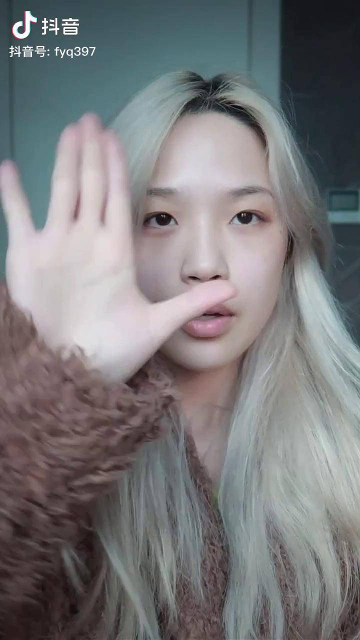 三爪w这位博主的画中人太适合我了画中人仿妆白月光