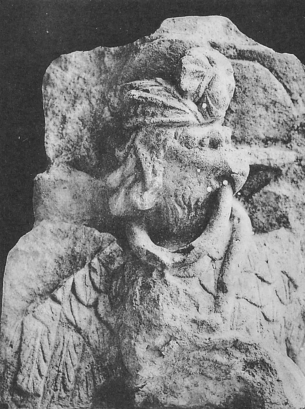 唐军灭西突厥后,吐火罗的突厥王朝向唐称臣,唐置月氏都督府于此.