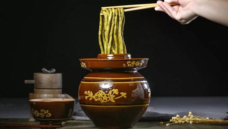 重庆特产传说467重庆老坛泡菜重庆人餐桌上必不可少的主角