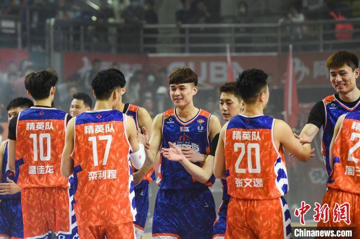 2021cuba全明星赛"山城"重庆精彩上演_比赛