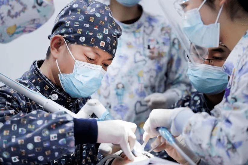 部队三甲医院专家创业记