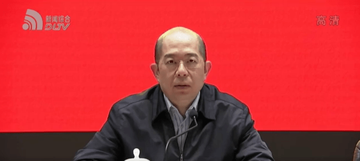 市委常委,组织部长王炳森宣读《市委党史学习教育领导小组及其