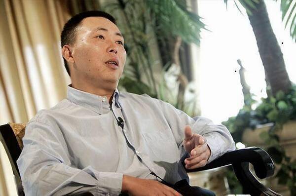 迷惑!身价3600亿的拼多多创始人,突然辞职去当科学家_黄铮