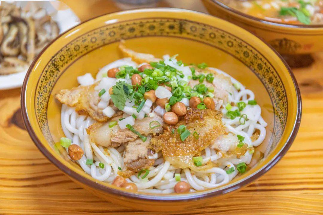 怎么才能开一家桂林米粉店 2680e957f085417f8e37ed5421f80e68.jpeg