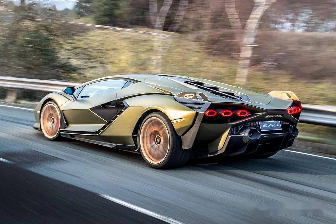 兰博基尼siánfkp37v12超级电容混动狂牛赛道初体验