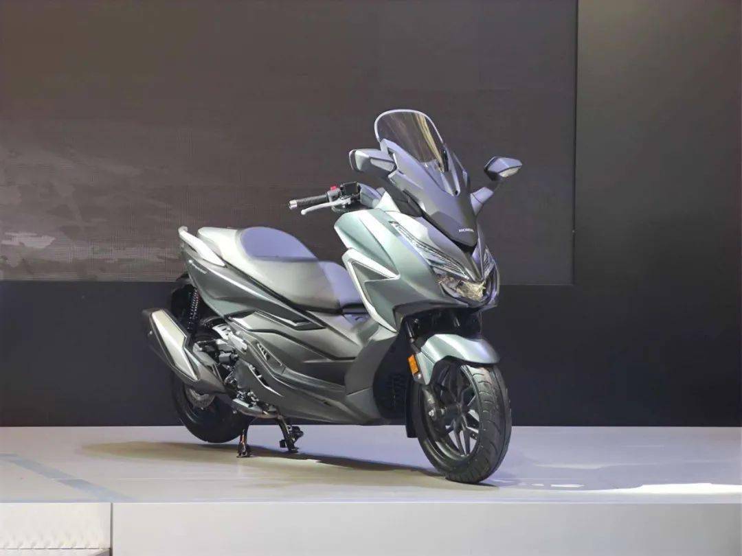 現場有人加1萬求車本田nss350cm300北京旗利首發