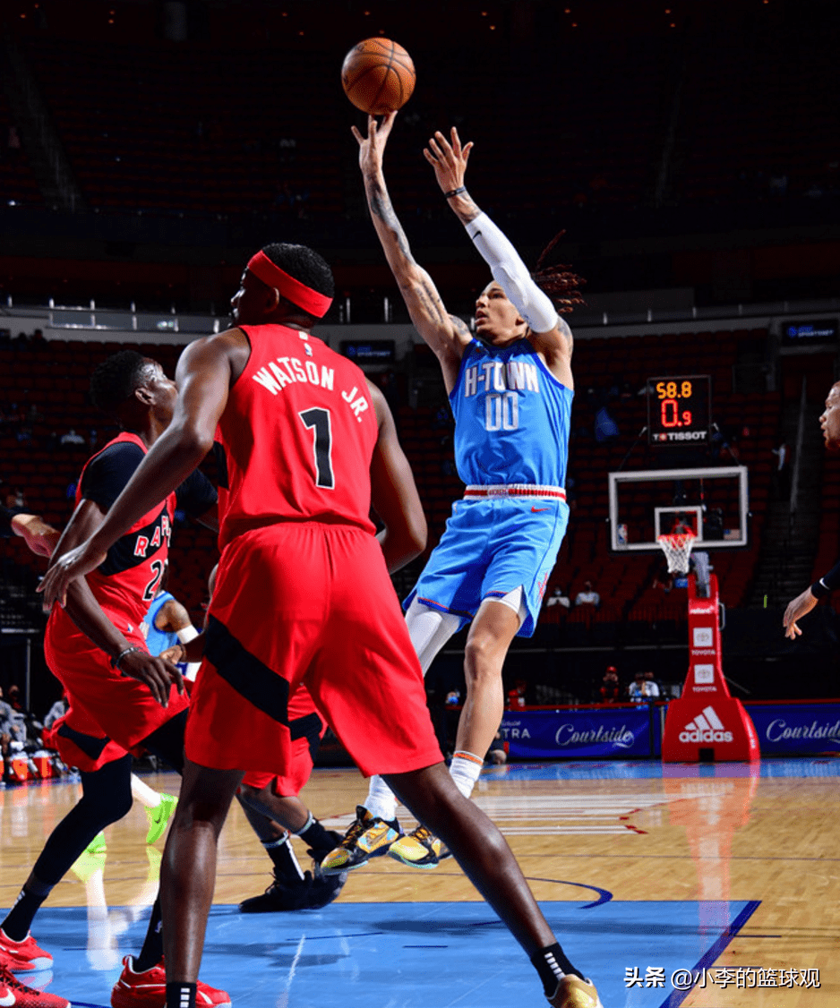 火箭战胜猛龙 一球员成功上岸 其表现降低了被交易的概率_威尔森
