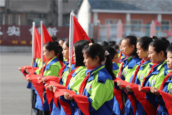 枝江市公园路小学图片