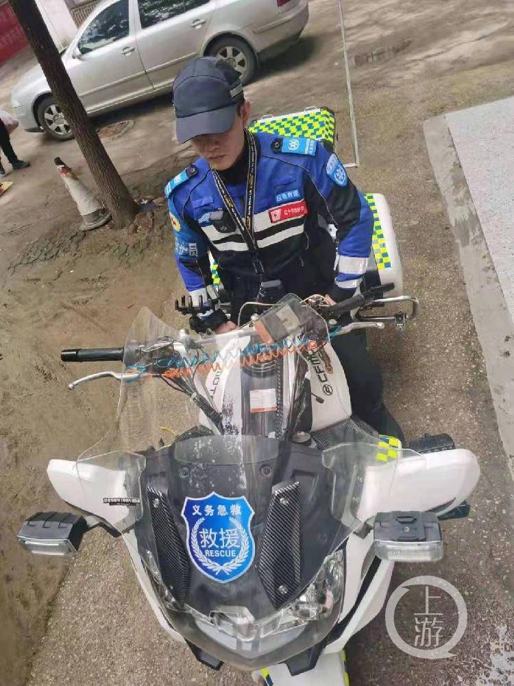 武汉民间120急救摩托车队的梦与窘