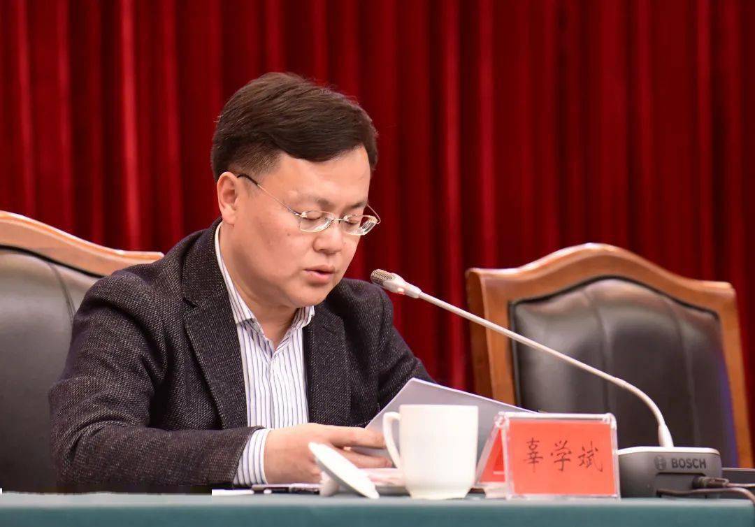 打造党和人民信得过,靠得住,能放心的金堂政法铁军——辜学斌为全县