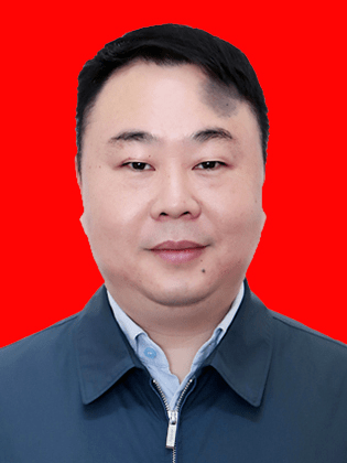 历任婺源县赋春镇政府副镇长,婺源县招商局局长,合作办主任,外贸局