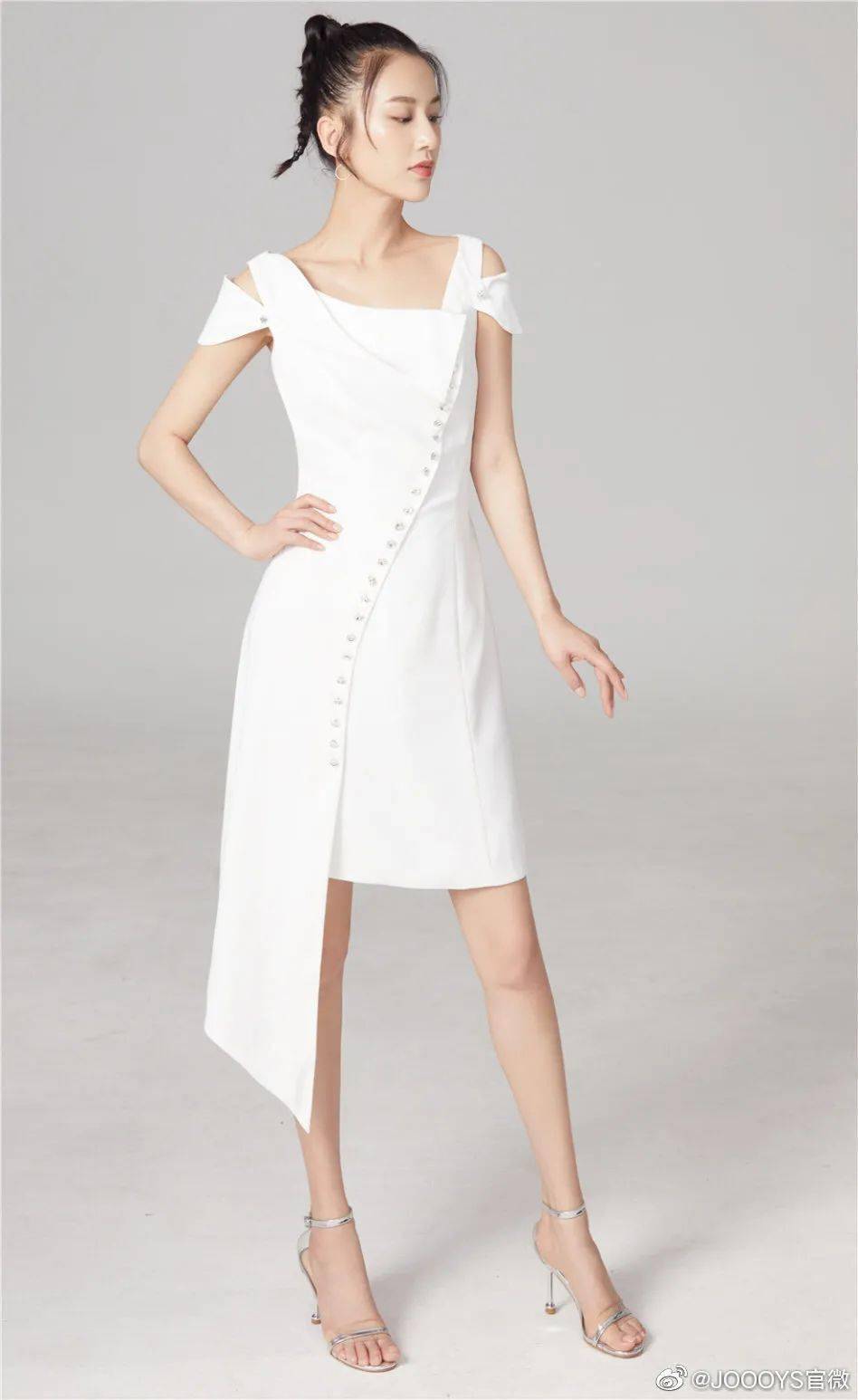 热巴宋妍霏都pick的仙裙品牌,即将回归中国国际时装周