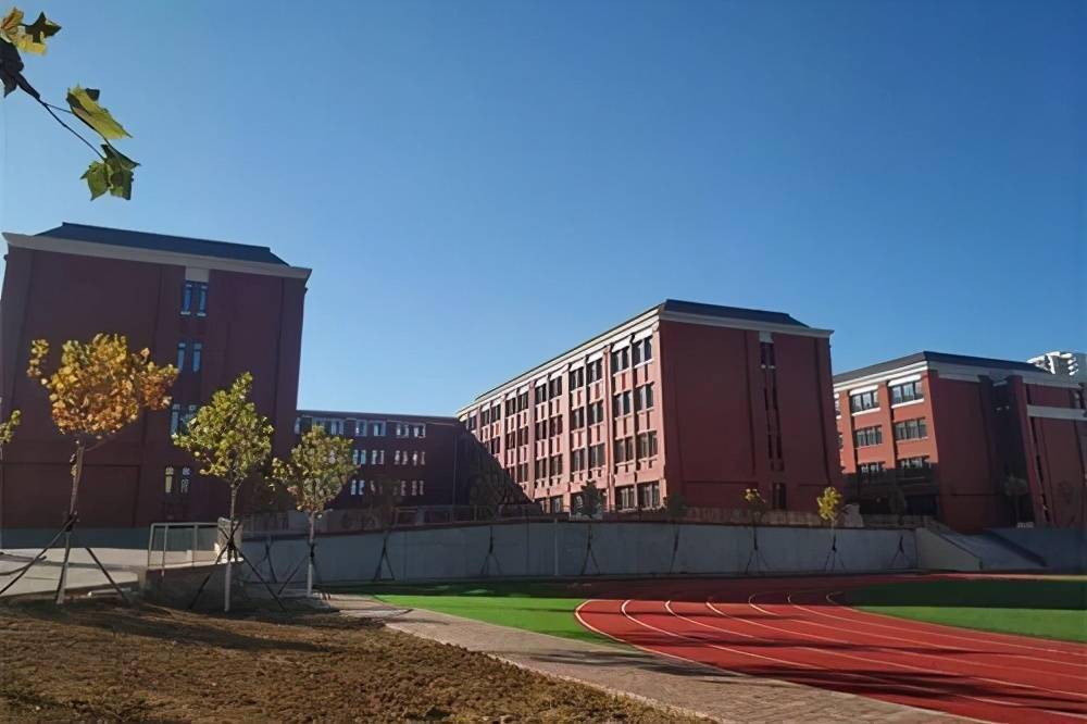 日照泰安路中学今秋开始招生