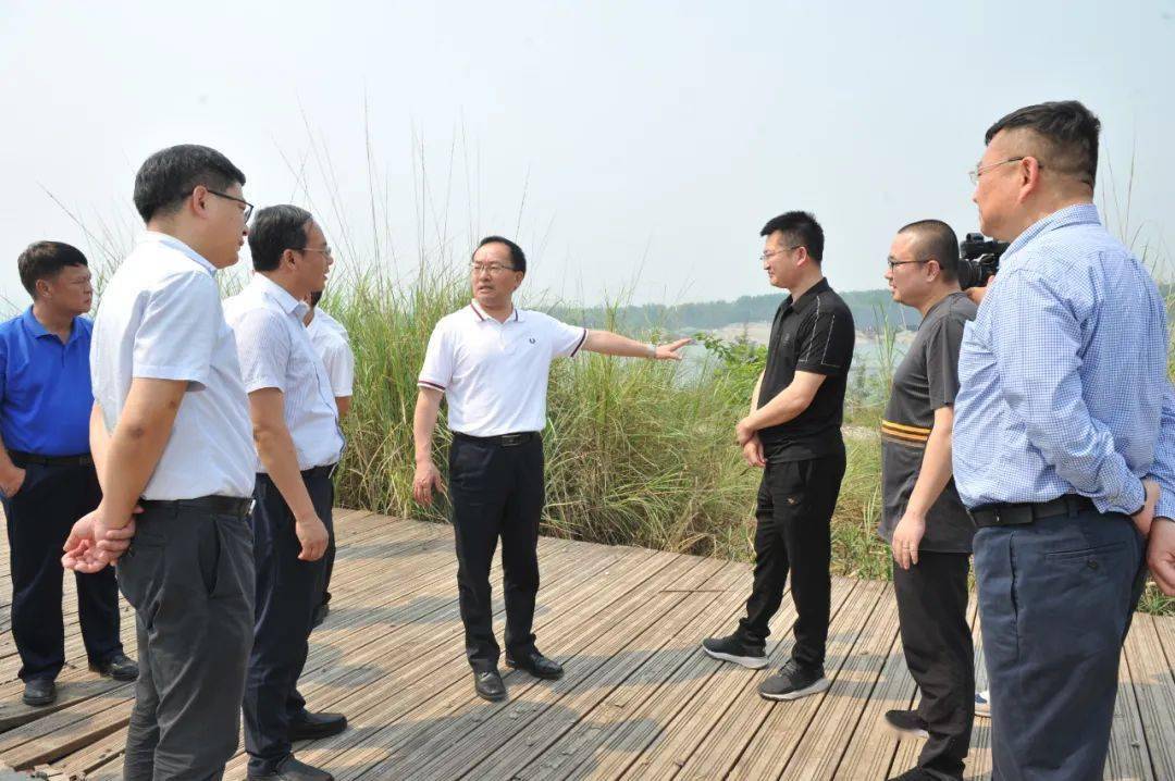 郑艺陪同省文旅厅调研组调研积极融入大滇西旅游环线全