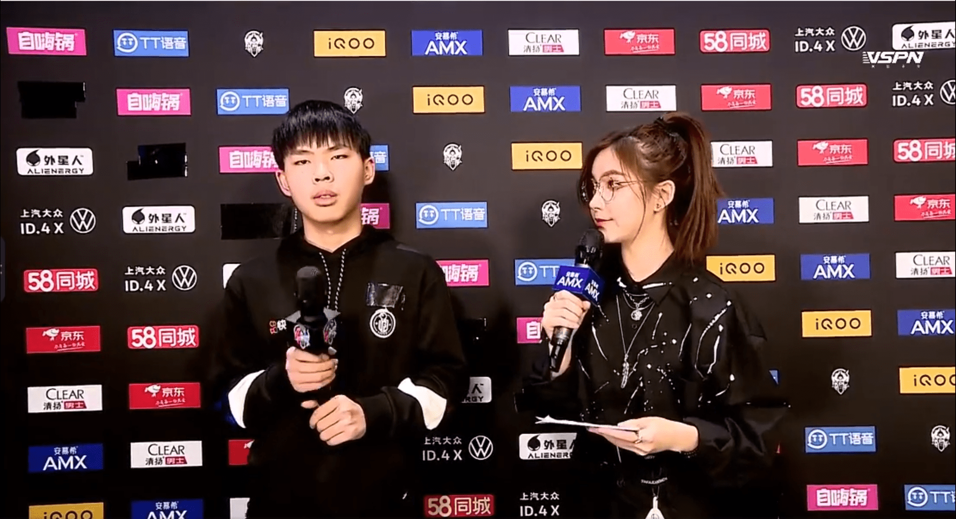 lgd大鹅敢于创新,赛后采访环节显露真相,君诏谨记教练指导_江城