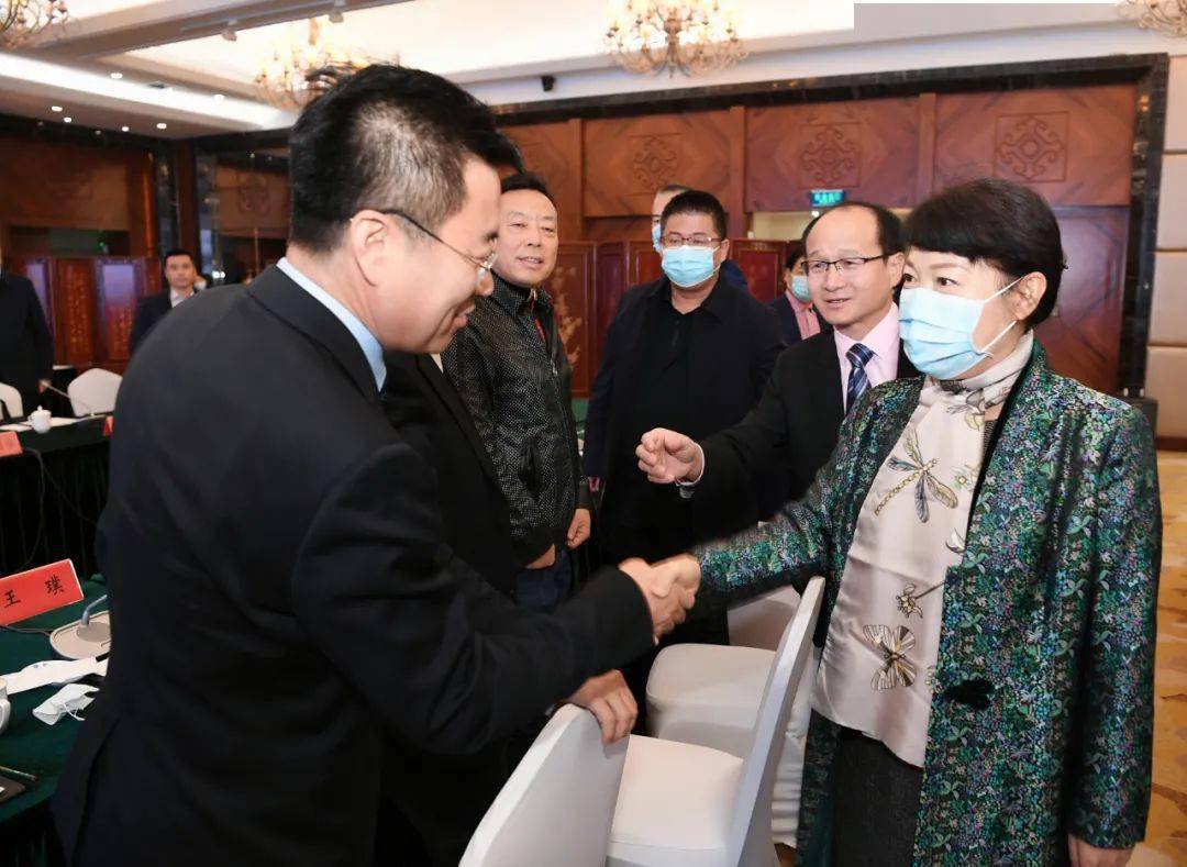 来源:呼和浩特日报 记者 冯燕平 刘清羽编辑:郭秀芬校对:王方 杨彩霞