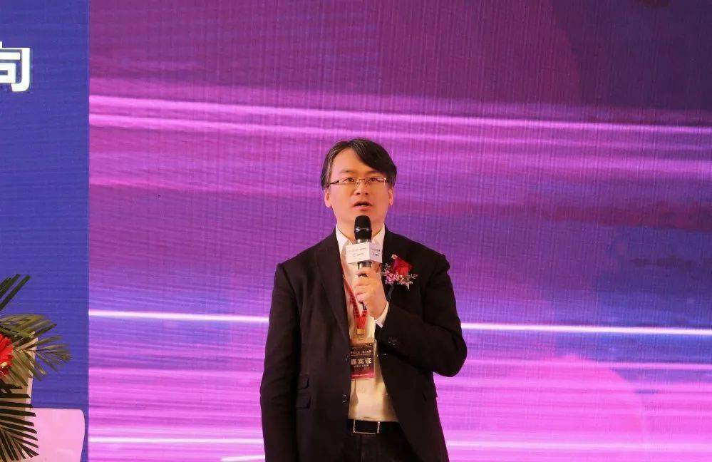 中车城市交通有限公司董事长助理 陈刚恒达富士电梯总经理钱振华在